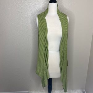 🌷Sold🌷Knit Open Green Vest Long size S